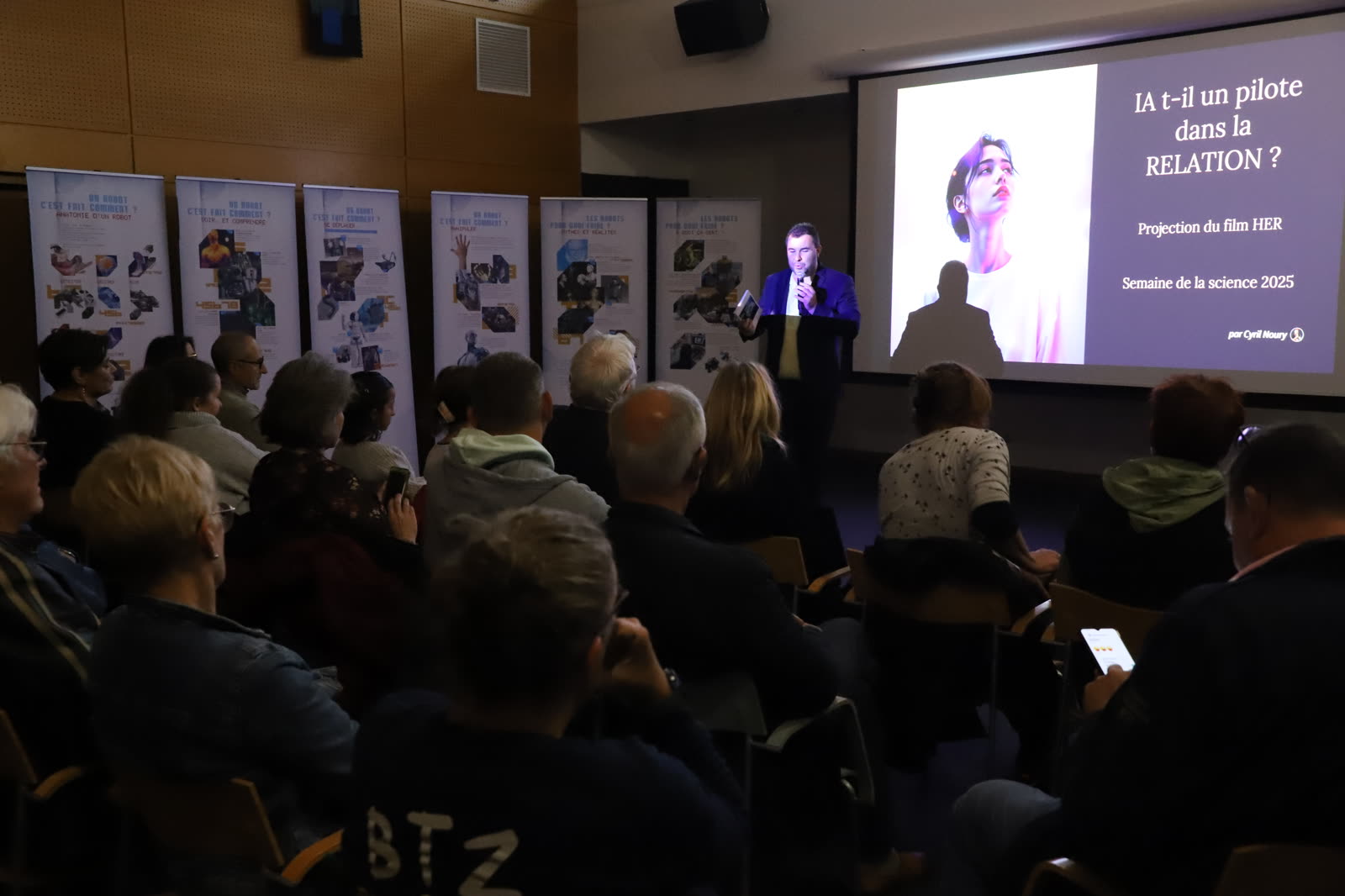 Conférence de Cyril Noury sur les usages de l'intelligence artificielle